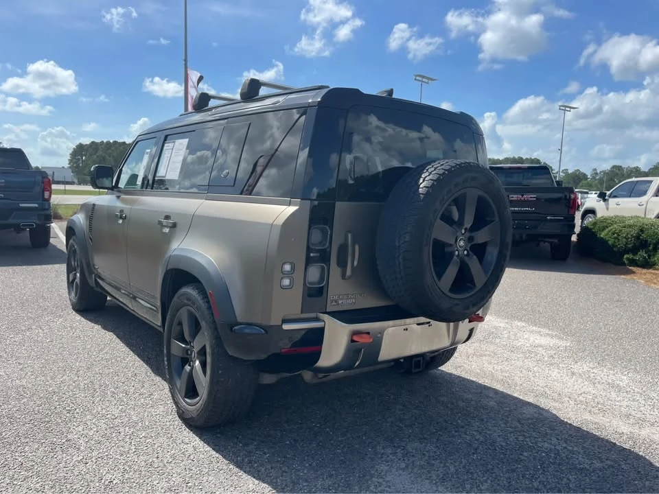 2022 Land Rover Defender L663 - Image 5 of 19