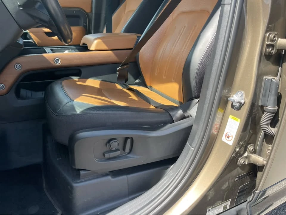 2022 Land Rover Defender L663 - Image 8 of 19
