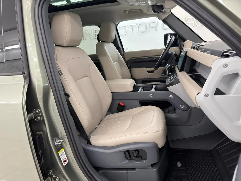 2022 Land Rover Defender L663 - Image 18 of 20