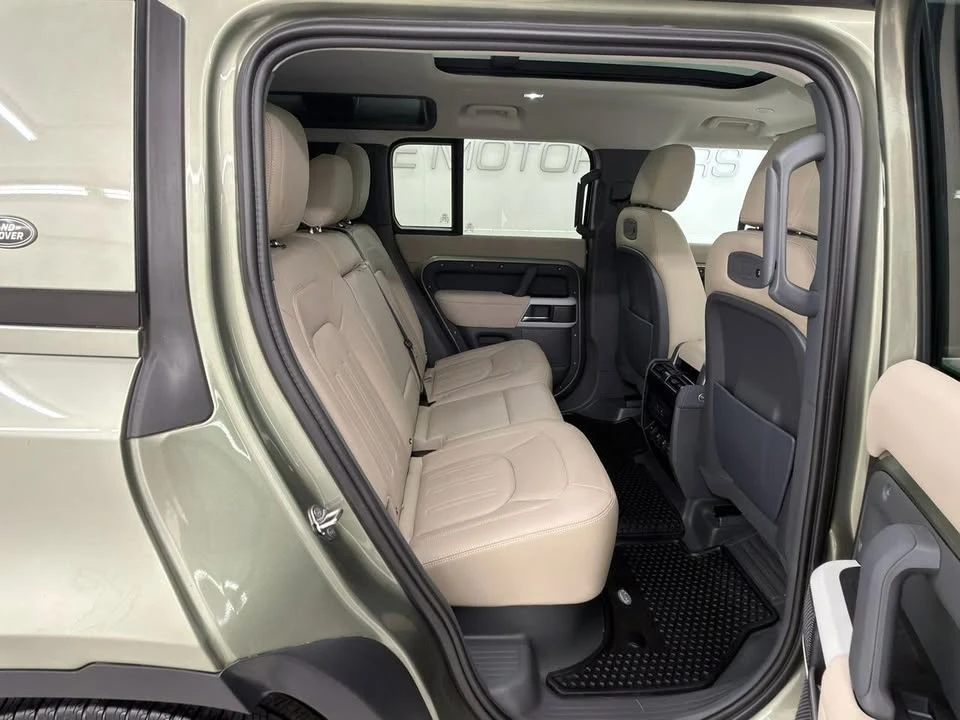 2022 Land Rover Defender L663 - Image 15 of 20