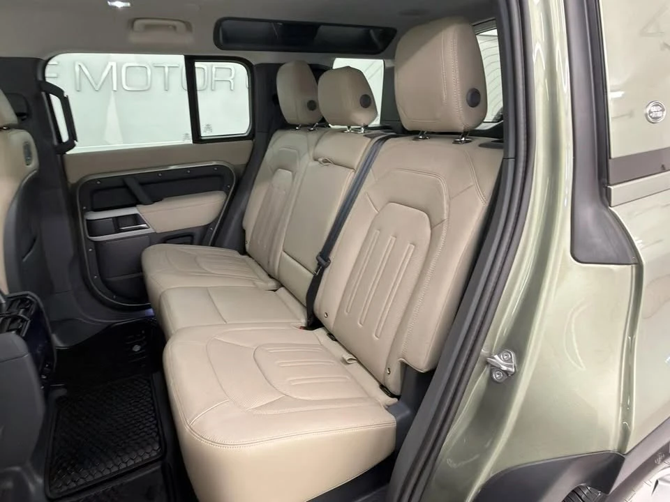 2022 Land Rover Defender L663 - Image 14 of 20