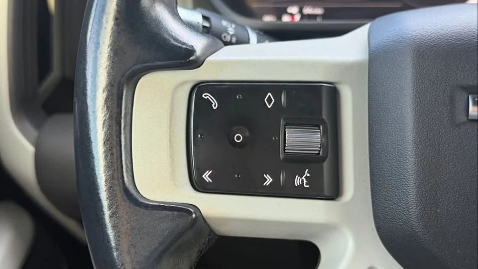 2022 Land Rover Defender L663 - Image 18 of 20