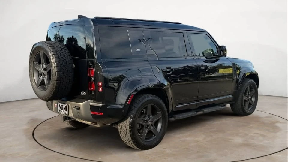 2022 Land Rover Defender L663 - Image 2 of 20