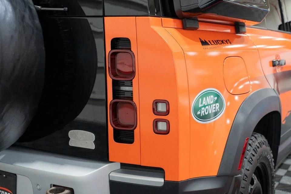 2022 Land Rover Defender L663 - Image 7 of 20