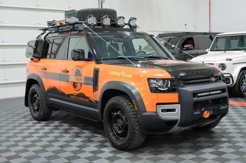 2022 Land Rover Defender L663 - Image 16 of 20