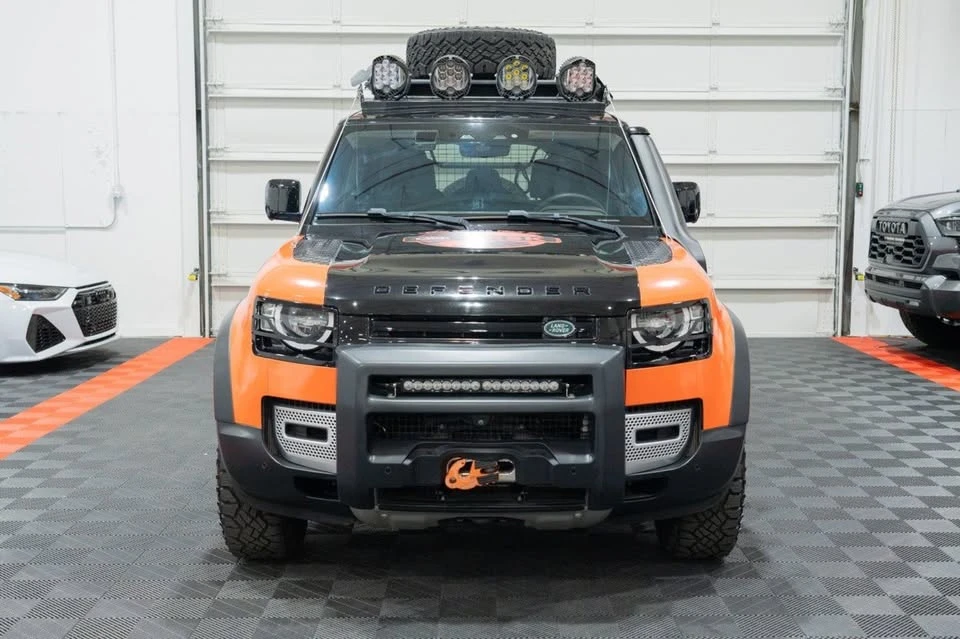 2022 Land Rover Defender L663 - Image 2 of 20