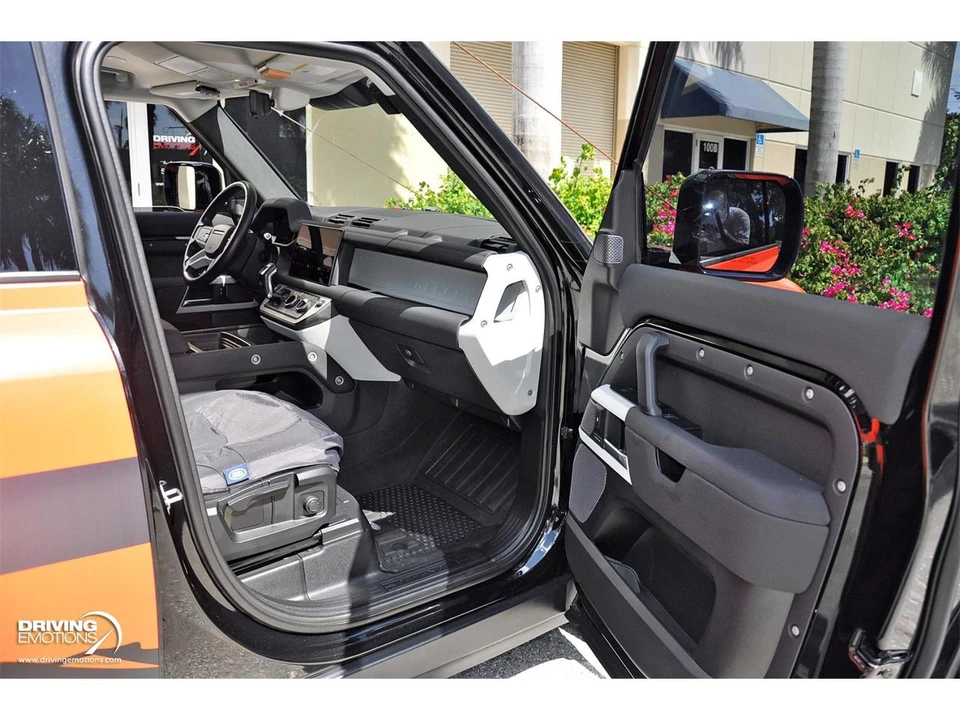 2022 Land Rover Defender L663 - Image 16 of 31