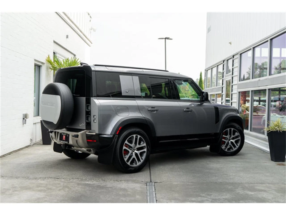 2022 Land Rover Defender L663 - Image 7 of 12