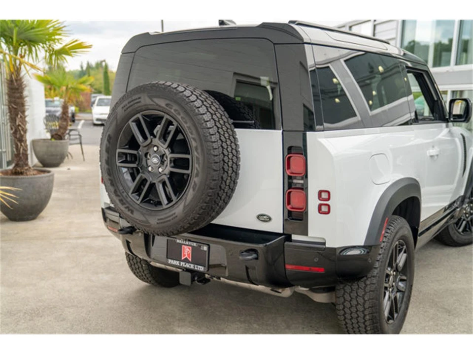 2022 Land Rover Defender L663 - Image 9 of 12