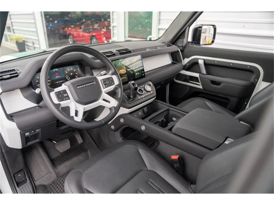 2022 Land Rover Defender L663 - Image 11 of 12