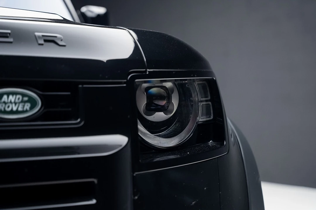2022 Land Rover Defender L663 - Image 9 of 12