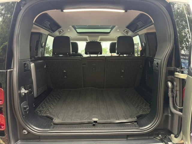 2022 Land Rover Defender L663 - Image 16 of 31
