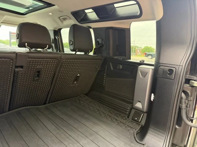 2022 Land Rover Defender L663 - Image 18 of 31