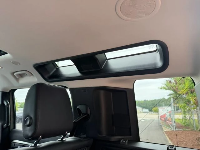 2022 Land Rover Defender L663 - Image 22 of 31