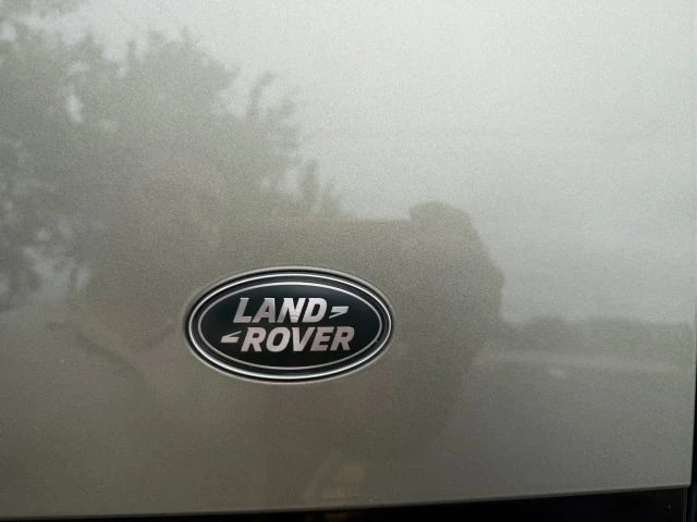 2022 Land Rover Defender L663 - Image 26 of 31