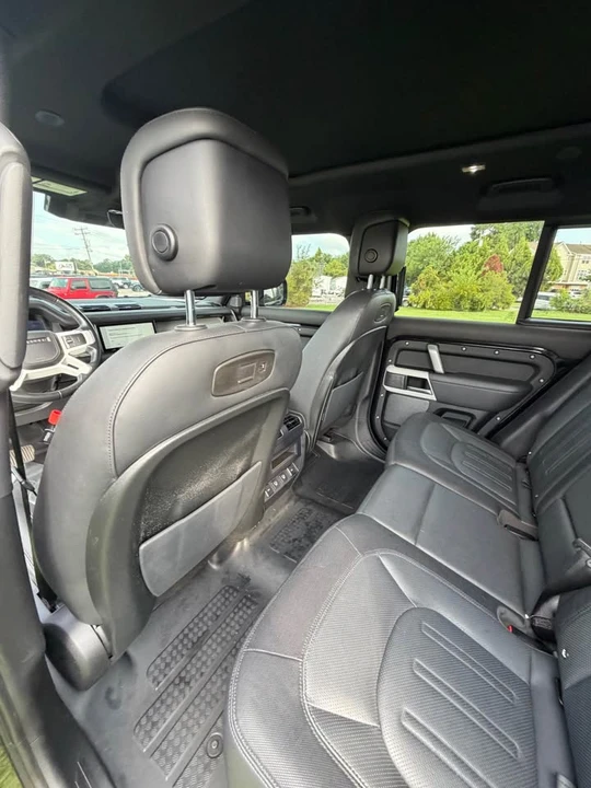 2022 Land Rover Defender L663 - Image 7 of 8
