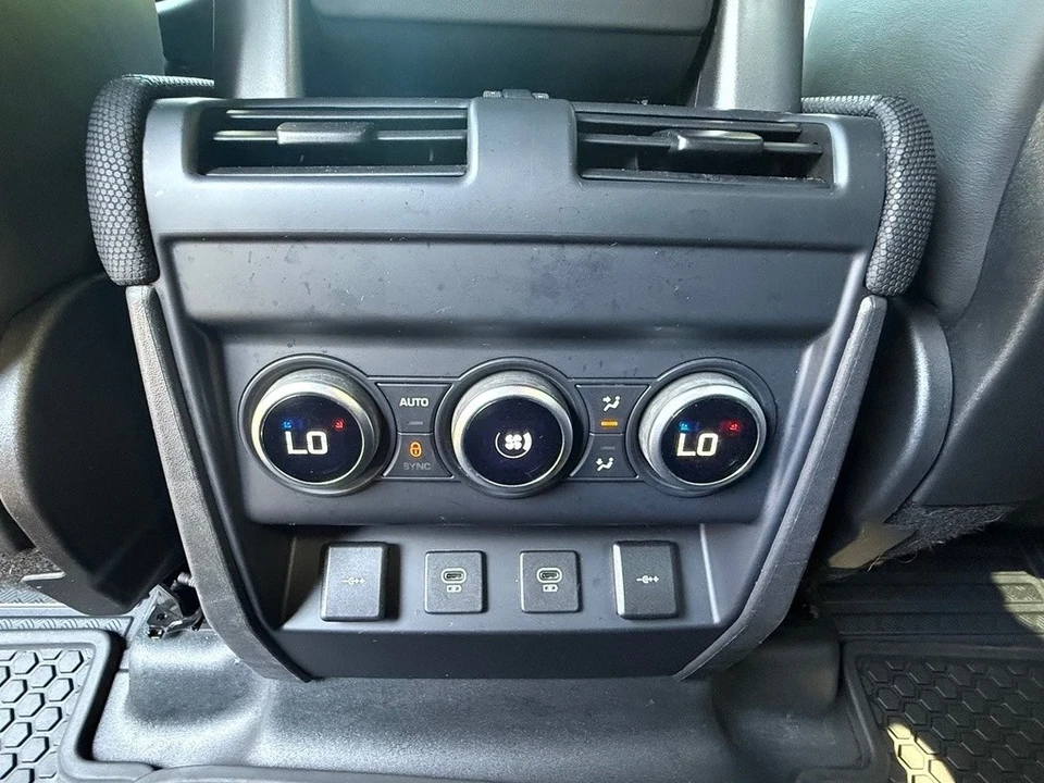 2022 Land Rover Defender L663 - Image 15 of 21