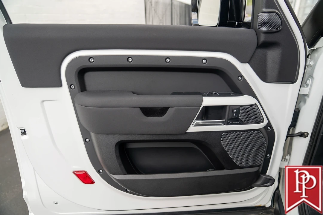 2022 Land Rover Defender L663 - Image 12 of 21