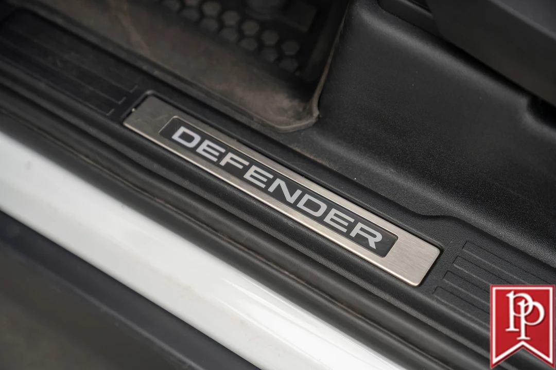 2022 Land Rover Defender L663 - Image 15 of 21
