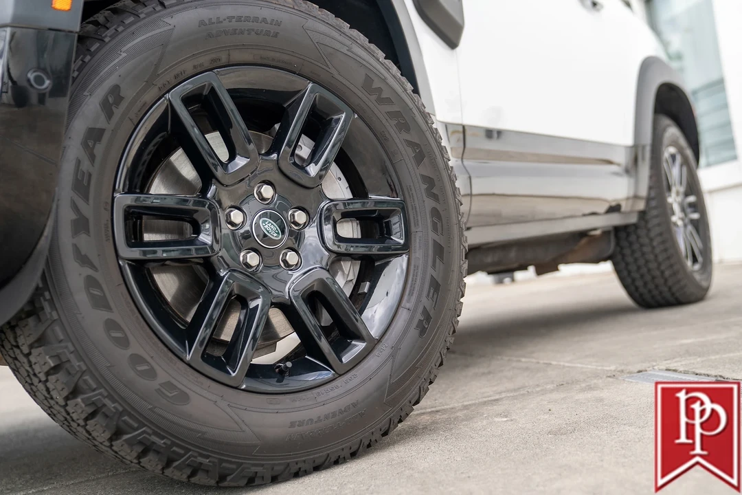 2022 Land Rover Defender L663 - Image 4 of 21