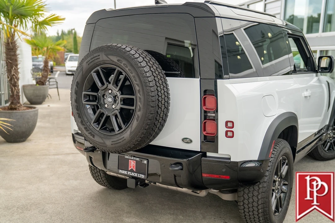 2022 Land Rover Defender L663 - Image 8 of 21