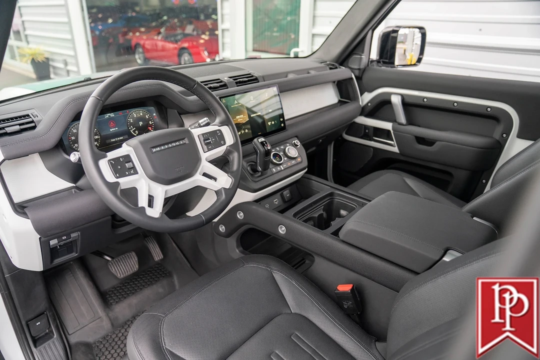 2022 Land Rover Defender L663 - Image 10 of 21