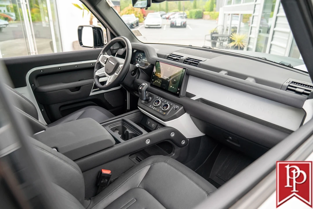 2022 Land Rover Defender L663 - Image 6 of 21