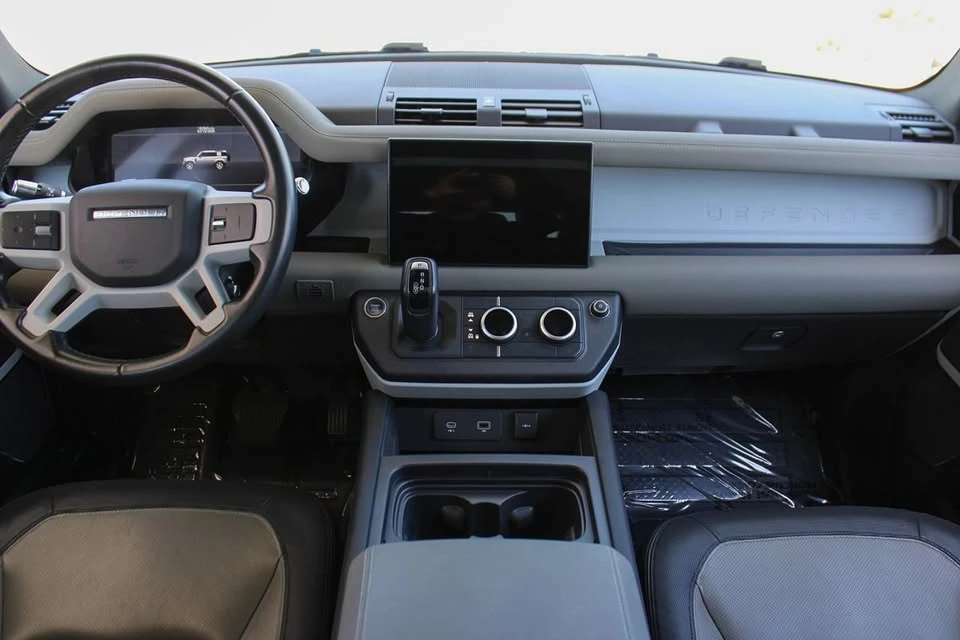 2022 Land Rover Defender L663 - Image 12 of 20