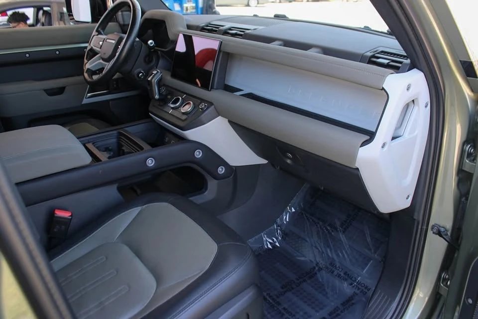 2022 Land Rover Defender L663 - Image 19 of 20