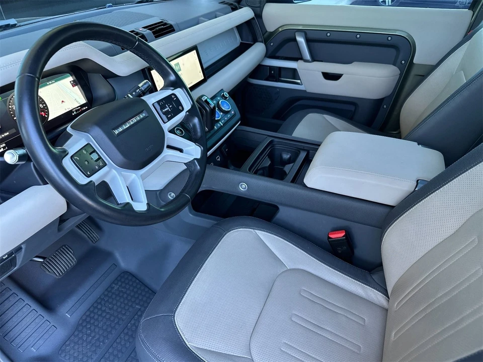 2022 Land Rover Defender L663 - Image 10 of 12