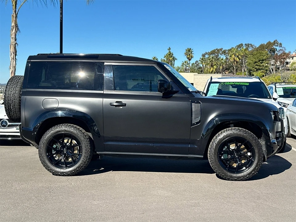 2022 Land Rover Defender L663 - Image 2 of 12