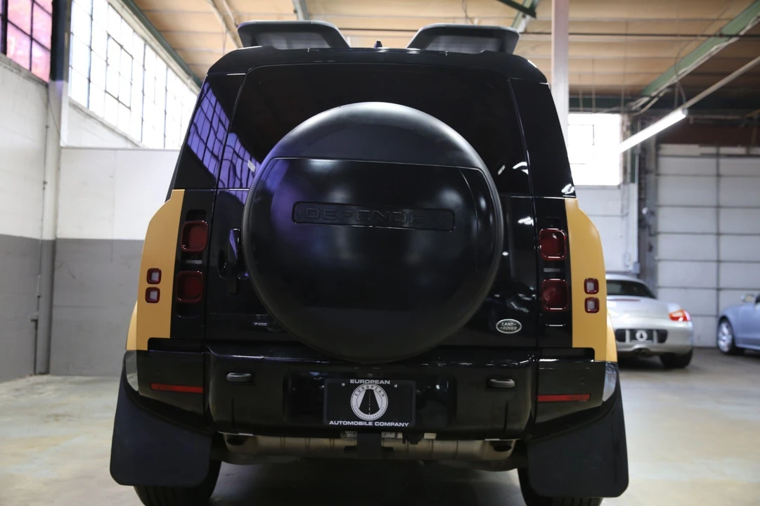 2022 Land Rover Defender L663 - Image 30 of 31