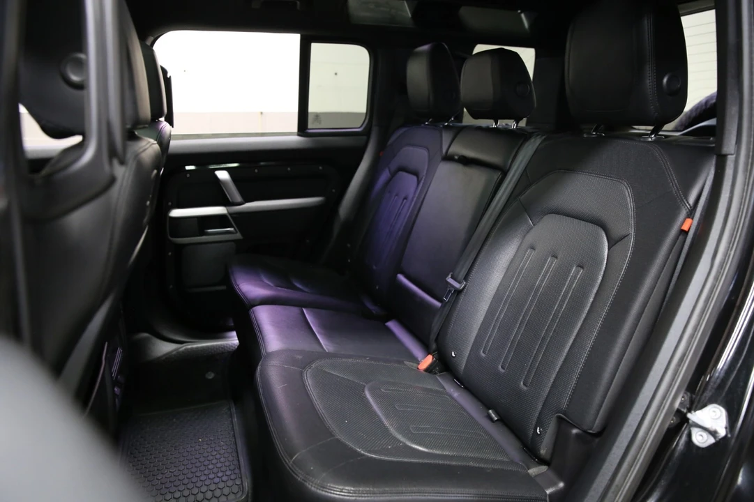 2022 Land Rover Defender L663 - Image 12 of 31