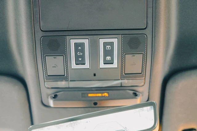2022 Land Rover Defender L663 - Image 10 of 31