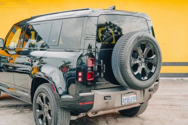 2022 Land Rover Defender L663 - Image 23 of 31