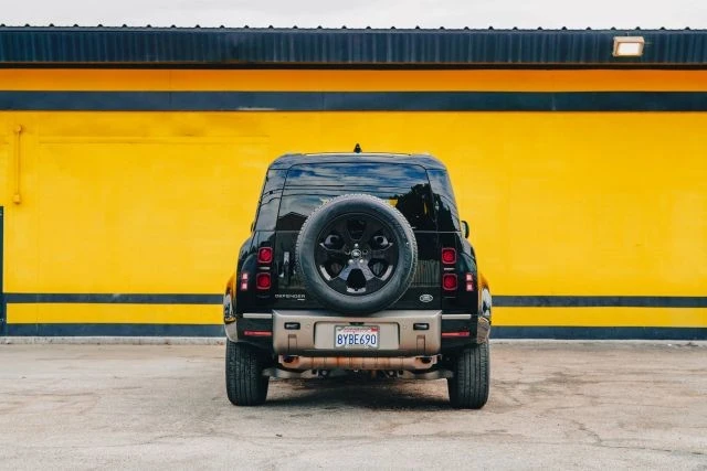 2022 Land Rover Defender L663 - Image 4 of 31