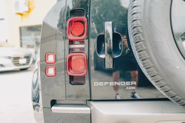 2022 Land Rover Defender L663 - Image 24 of 31
