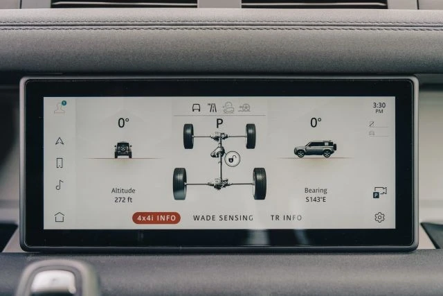 2022 Land Rover Defender L663 - Image 13 of 31