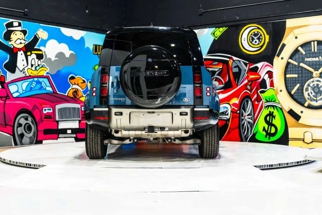 2022 Land Rover Defender L663 - Image 5 of 12