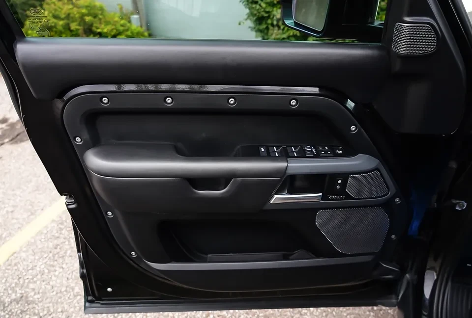 2022 Land Rover Defender L663 - Image 6 of 12