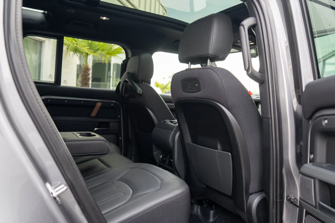 2022 Land Rover Defender L663 - Image 24 of 31