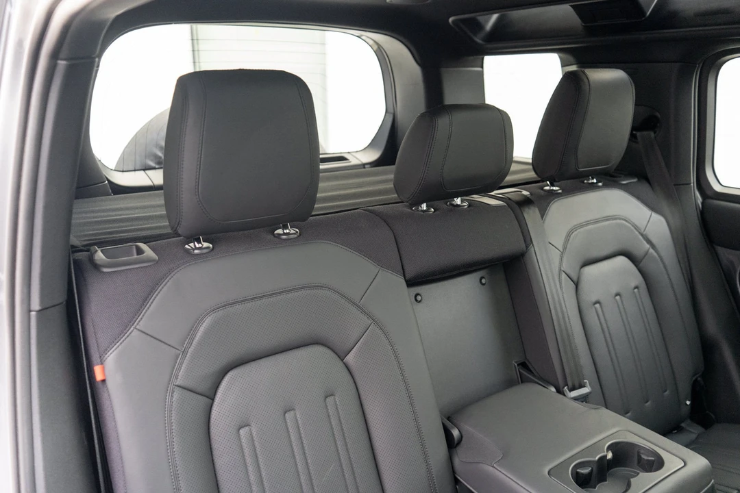 2022 Land Rover Defender L663 - Image 26 of 31