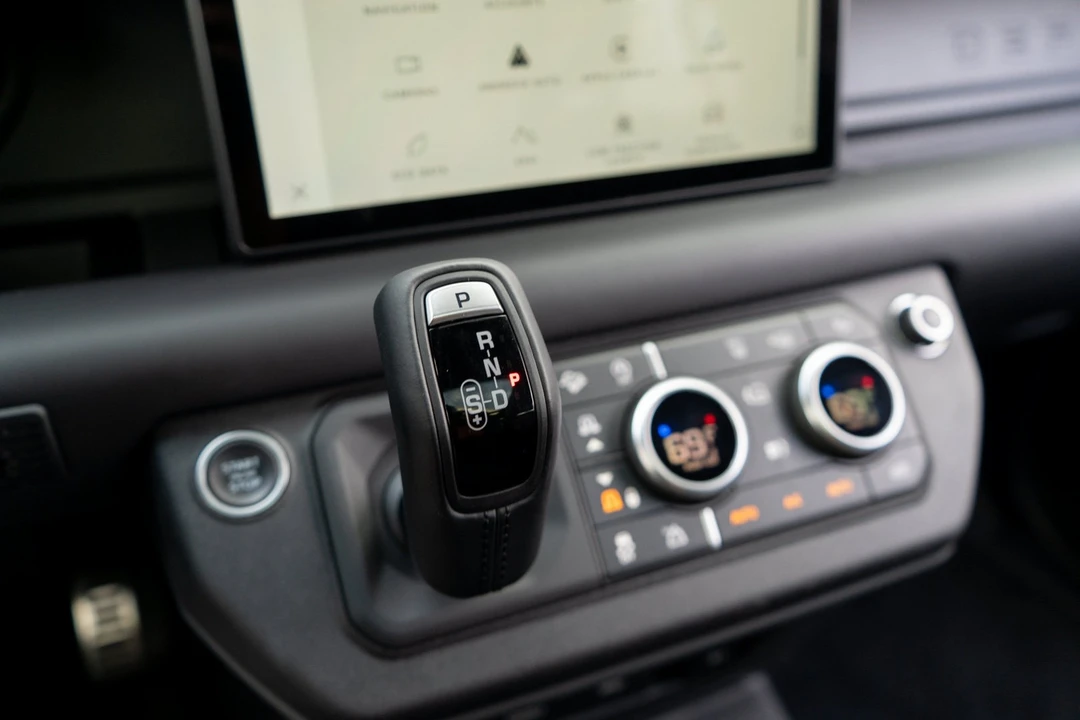 2022 Land Rover Defender L663 - Image 20 of 31