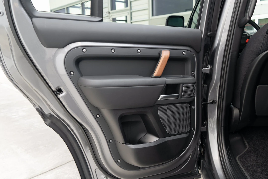 2022 Land Rover Defender L663 - Image 22 of 31