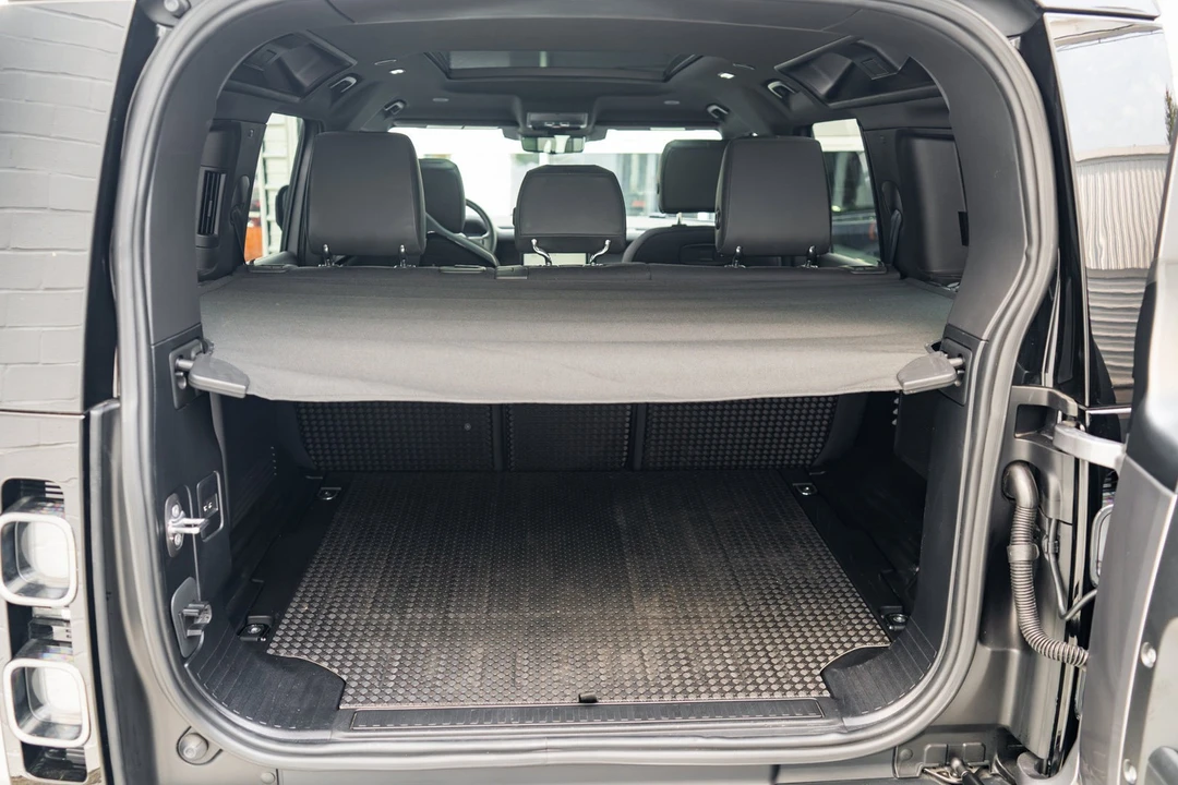 2022 Land Rover Defender L663 - Image 30 of 31
