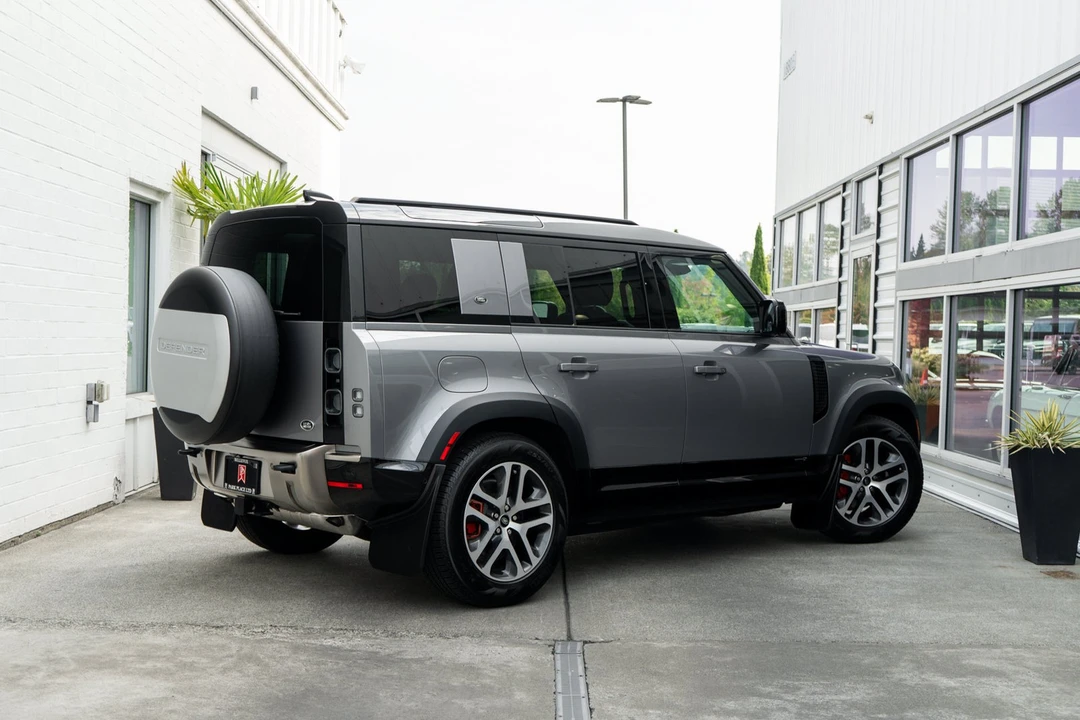 2022 Land Rover Defender L663 - Image 6 of 31