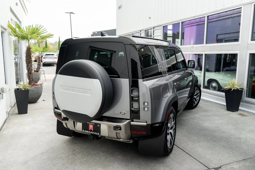 2022 Land Rover Defender L663 - Image 5 of 31