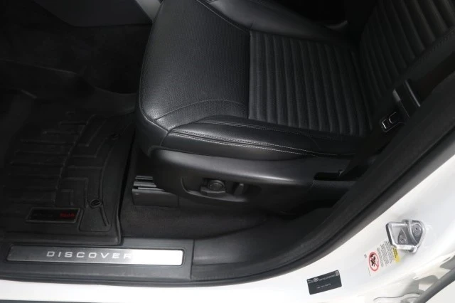 2022 Land Rover Discovery 5th Gen - Image 21 of 21