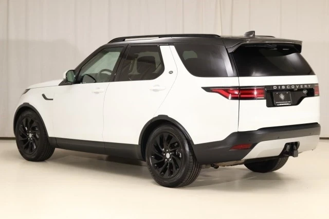 2022 Land Rover Discovery 5th Gen - Image 16 of 21
