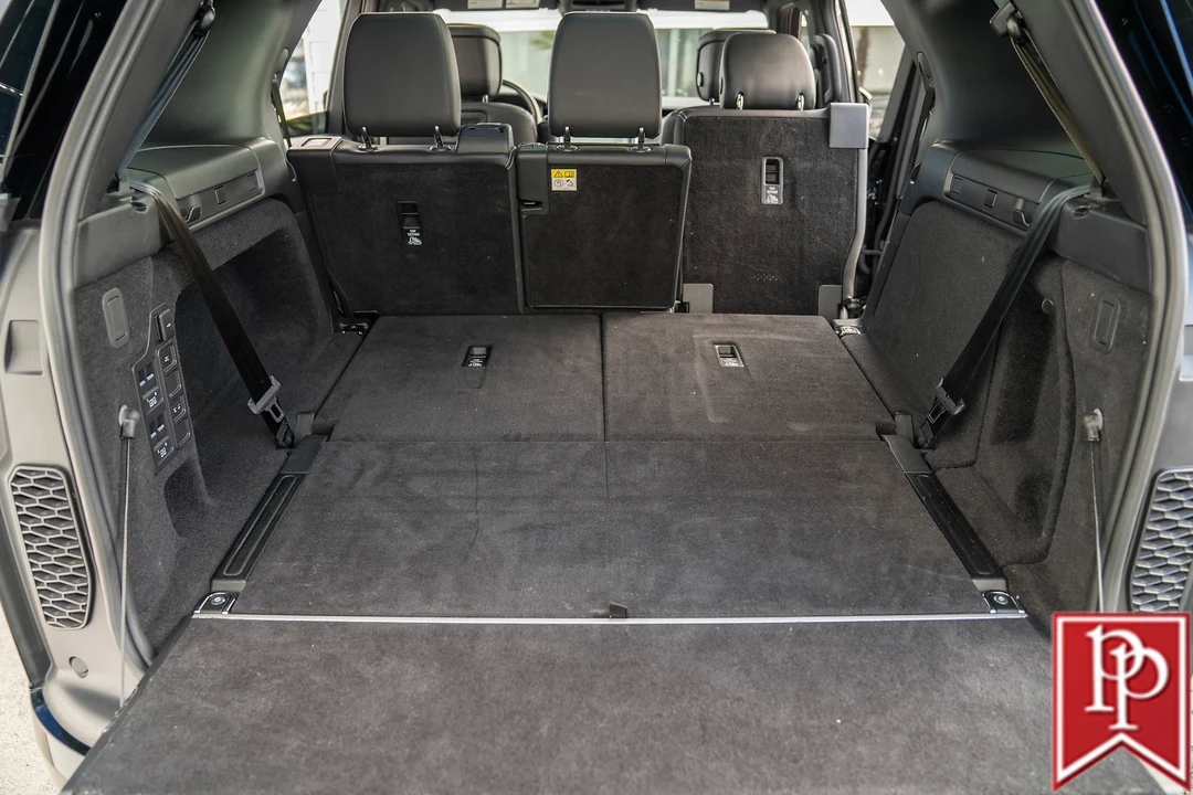 2022 Land Rover Discovery 5th Gen - Image 13 of 21